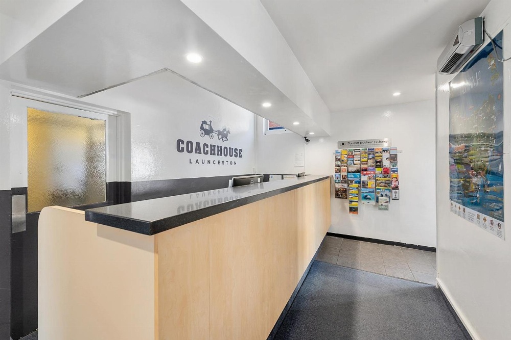 Coach House Launceston Main image