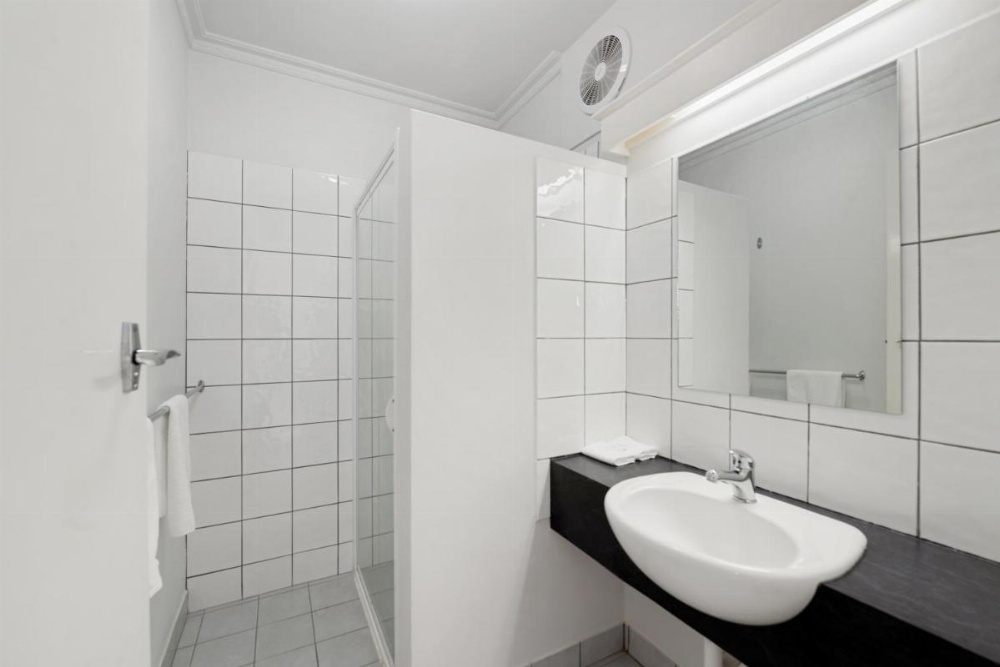 Room image 5